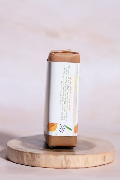 SUDS Papaya Skin Lightning Soap, Natural Exfoliating, Dark Spot Reduction, Anti-Ageing, Handmade - Image 4